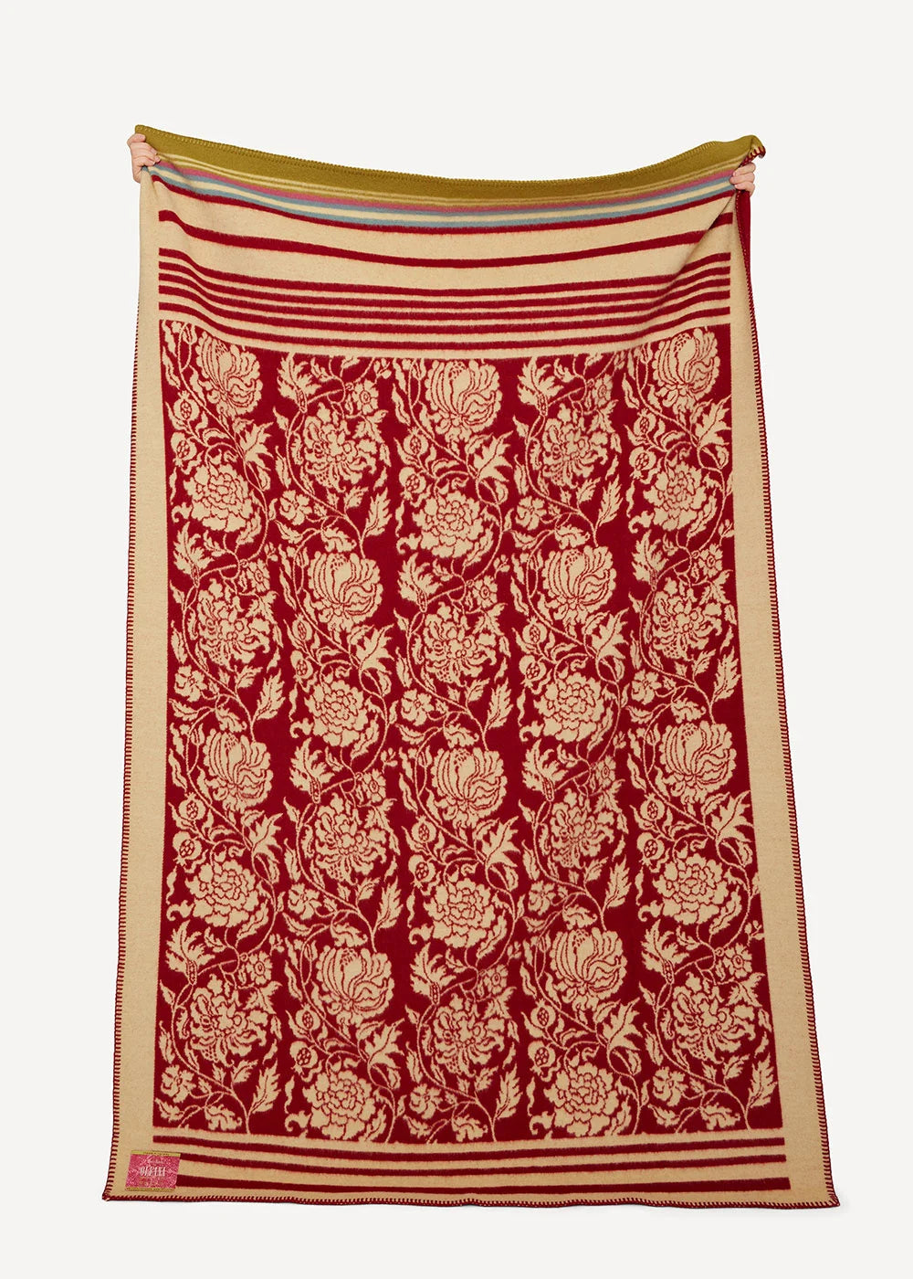 Oleana Blanket, 203-A Red