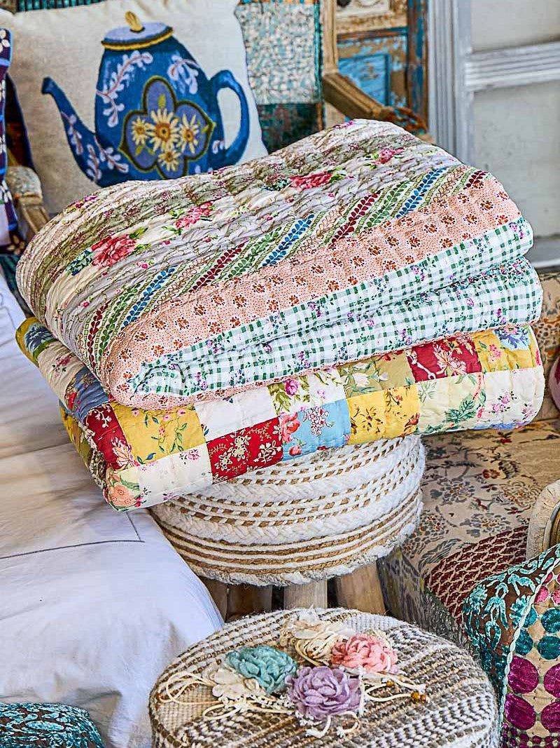 Crafted Patchwork Quilt Vintage Floral Prints Blanket