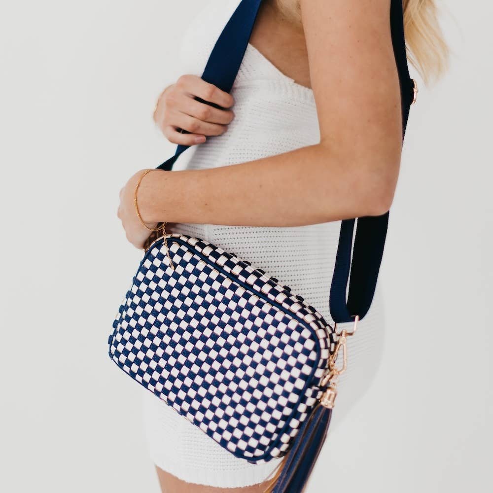 Woven Willow Camera Crossbody Bag: Checkered Navy