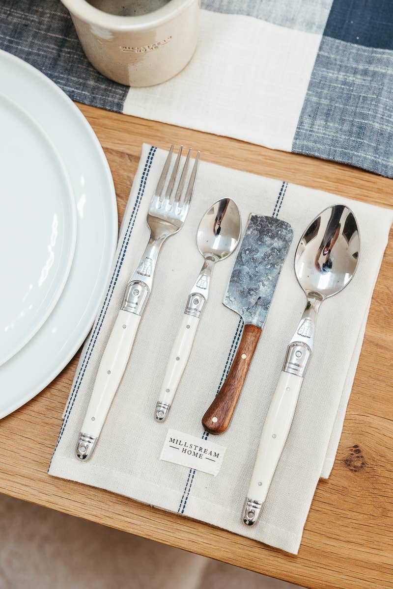 The Hand-Forged Spreader: Walnut / Small
