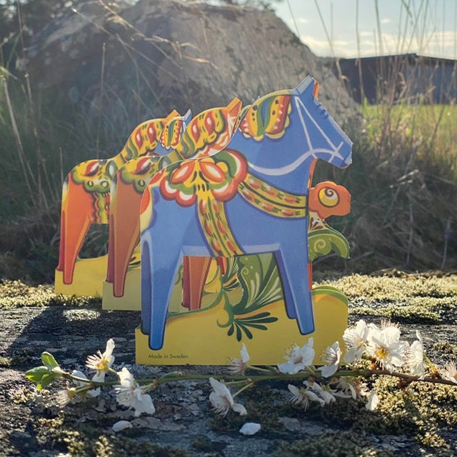 Dala Horses Paper Lines