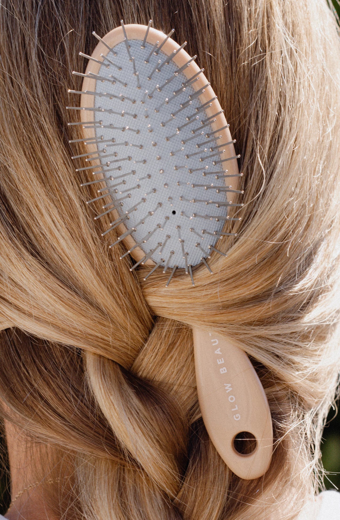 The Mini Detangling Brush: Neutral