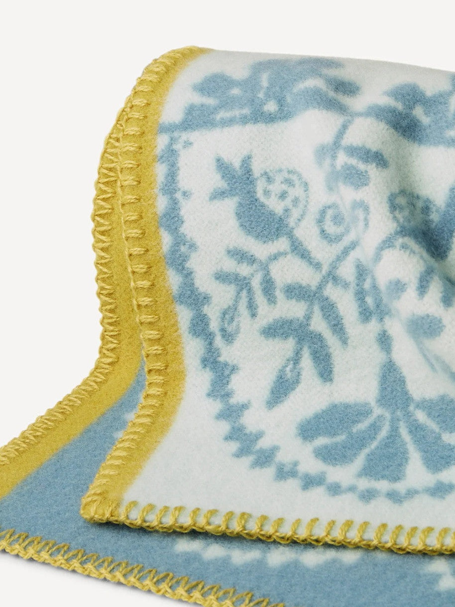 Oleana Lap/Baby Blanket, 208-N Light Blue