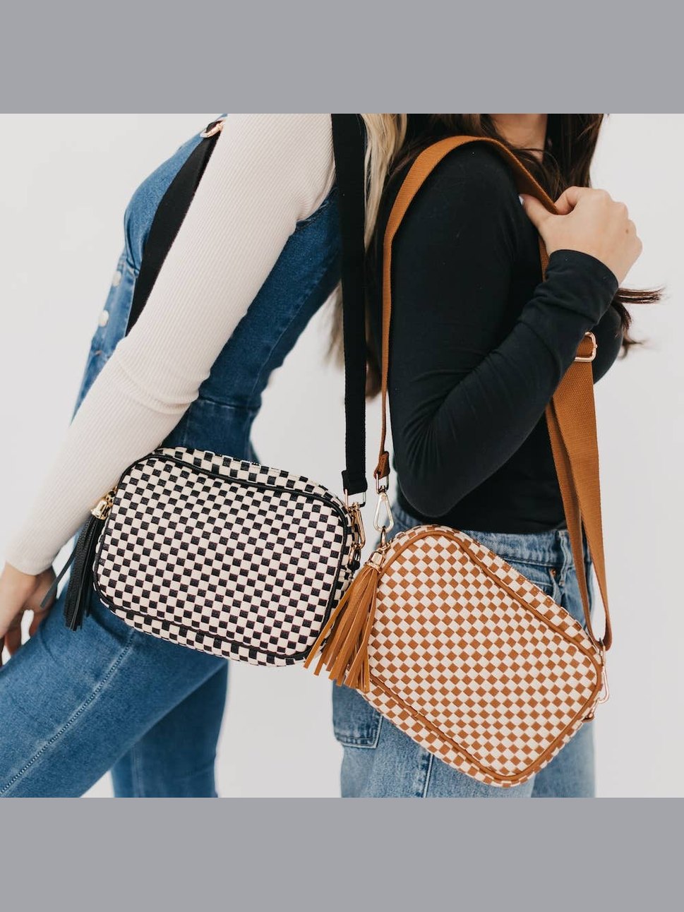 Woven Willow Camera Crossbody Bag: Checkered Brown