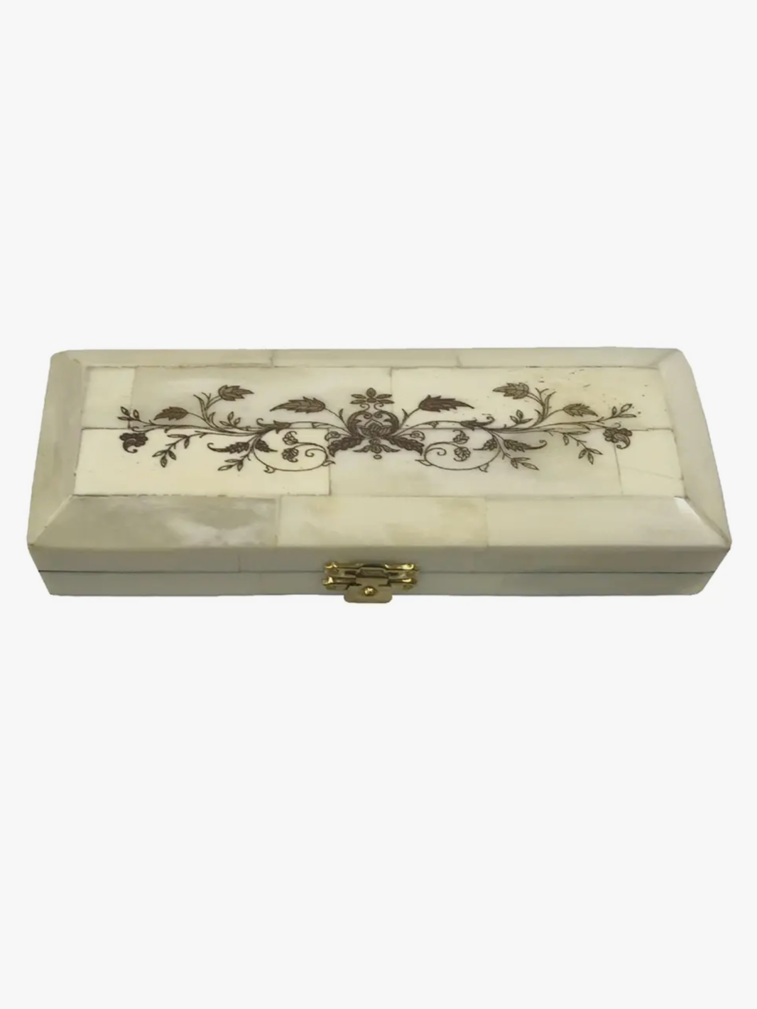Madison Bay Co. 6-1/2" Scrimshaw Postage Stamp Bone Box