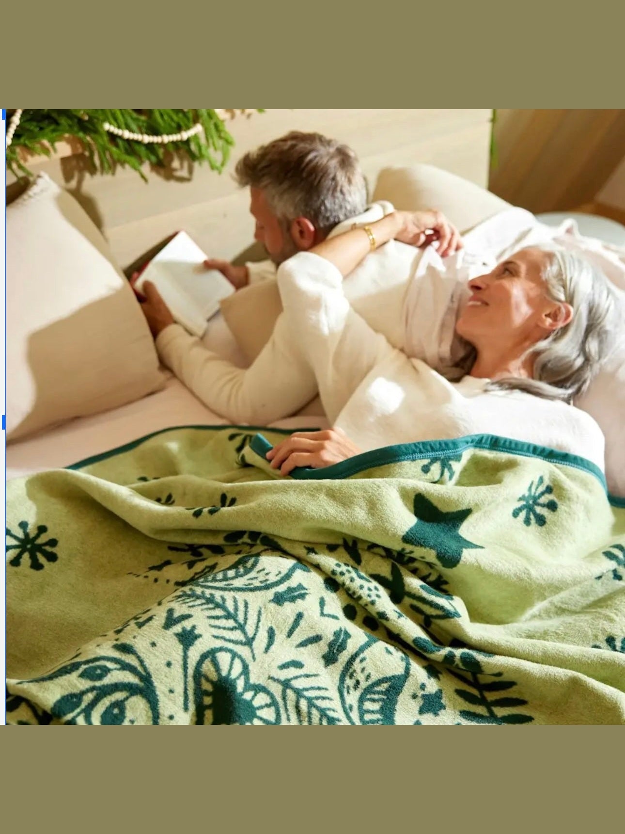 ChappyWrap Oh Christmas Tree Blanket