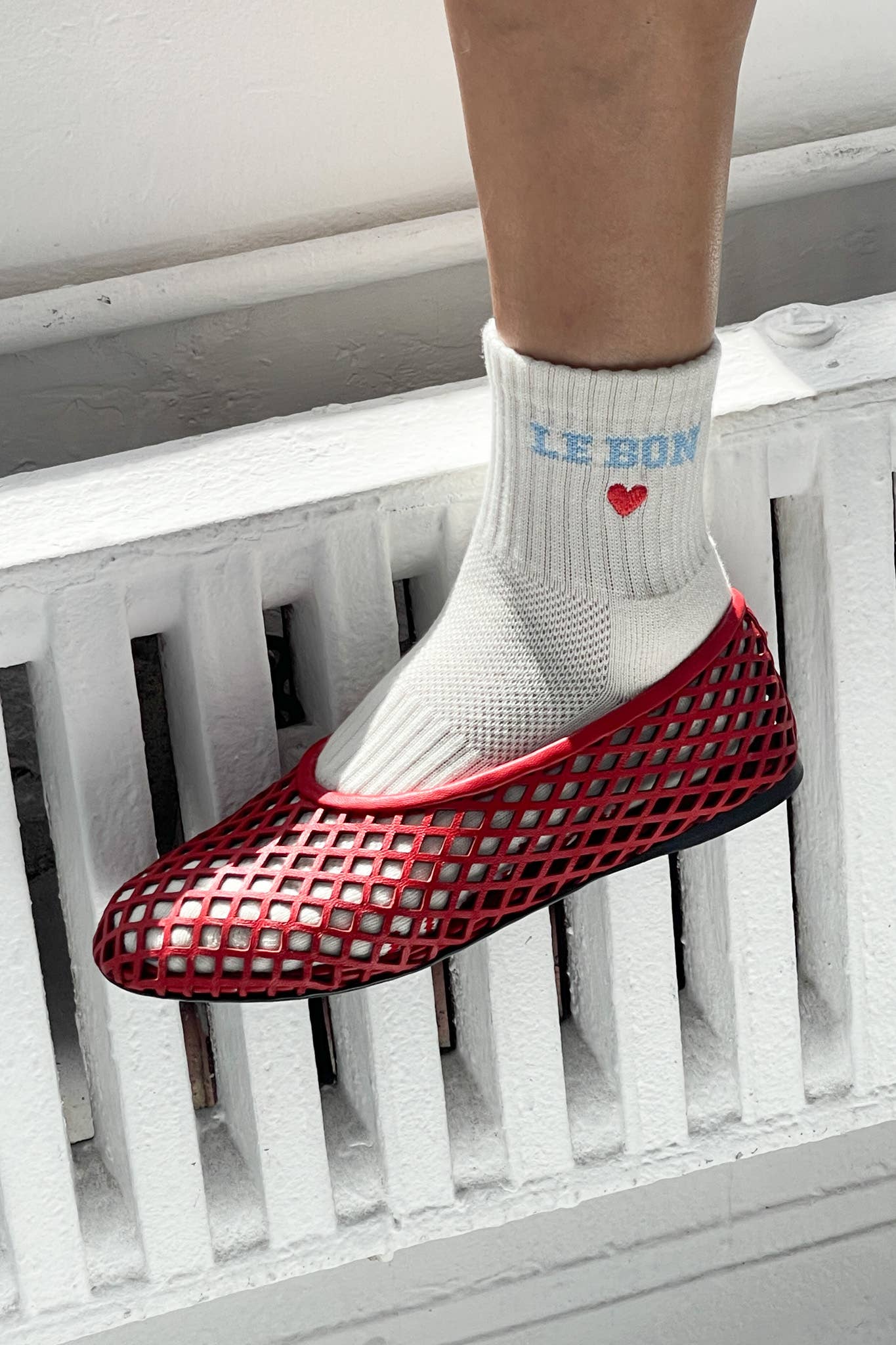 Embroidered Crew Socks: VANILLA
