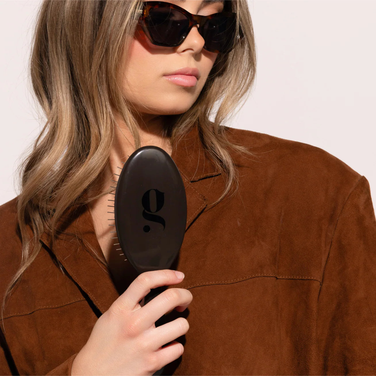 Glow Beauty Chocolate Brown Detangling Brush