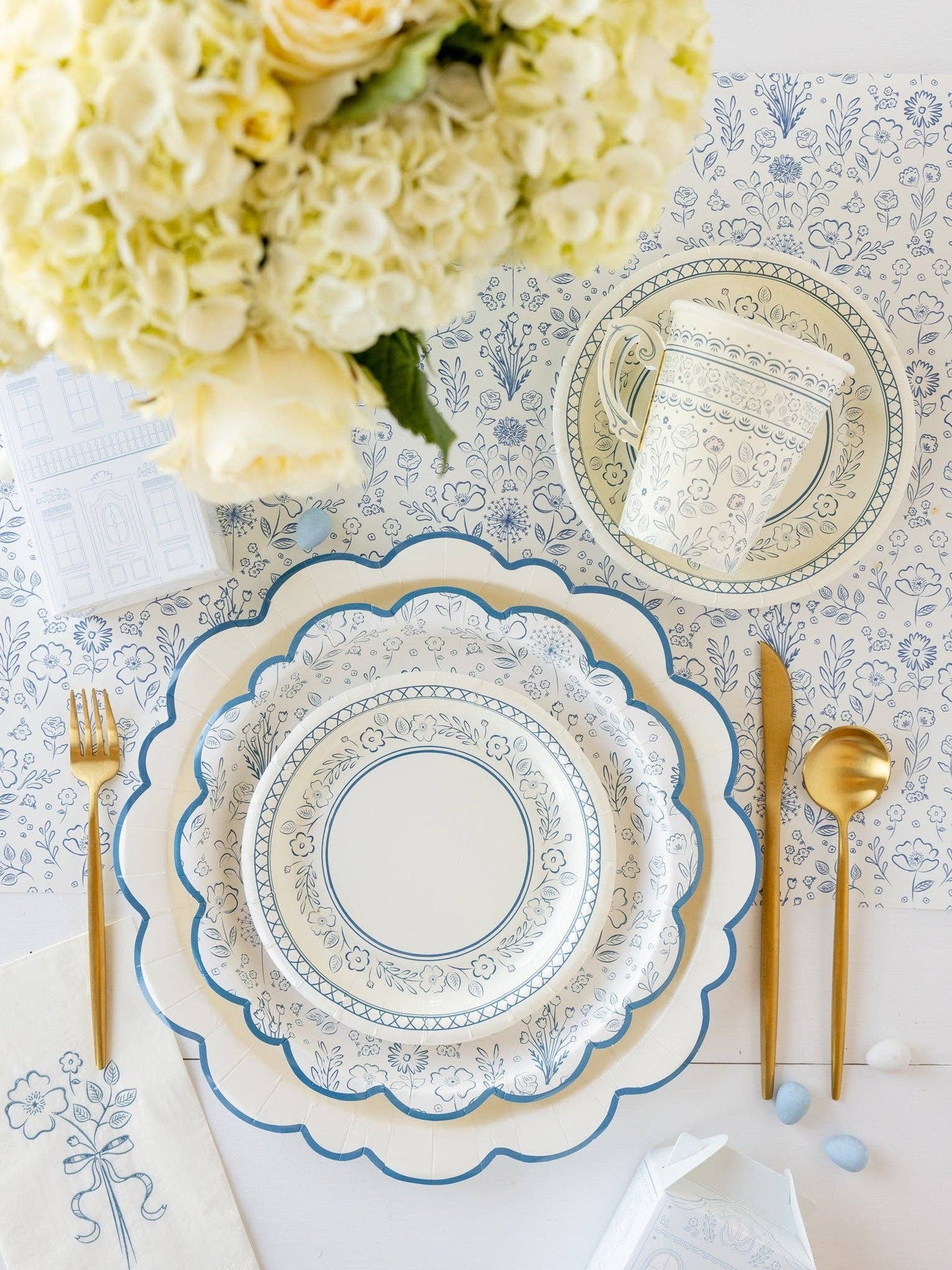 PEM1042 - Pembroke Cream with Blue Edge 12" Paper Plate