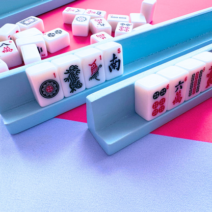 MINI MAHJONG MAT  |  Color Wave  |  21" x 21": Blue Center- Green Scallop