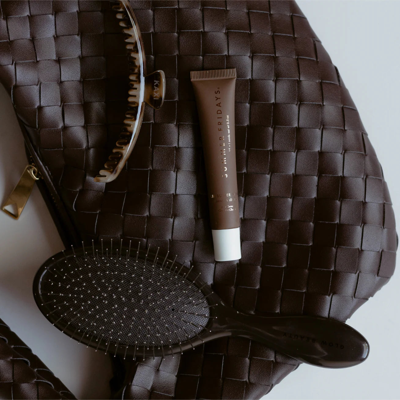 Glow Beauty Chocolate Brown Detangling Brush