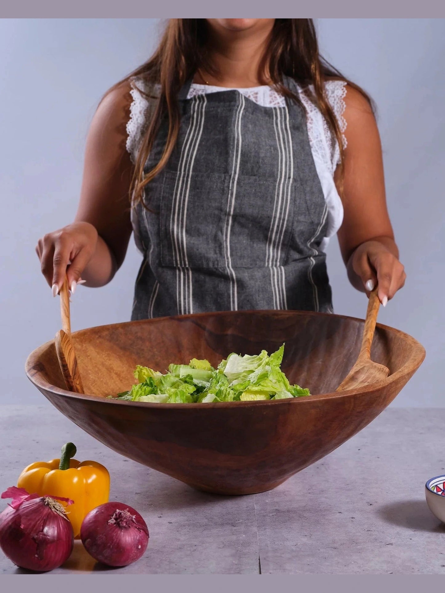 20" XL Round Classic Wooden Serving Bowl