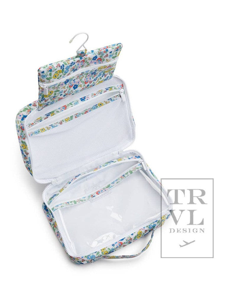Bundle Up2 Hanging Toiletry Bag - Posies