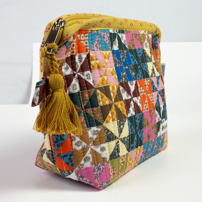 Calico Quilted Zipper Pouch