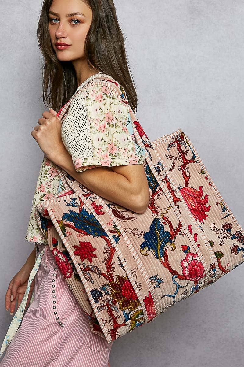 Quilted Large Everyday Tote Bag: BLUSH