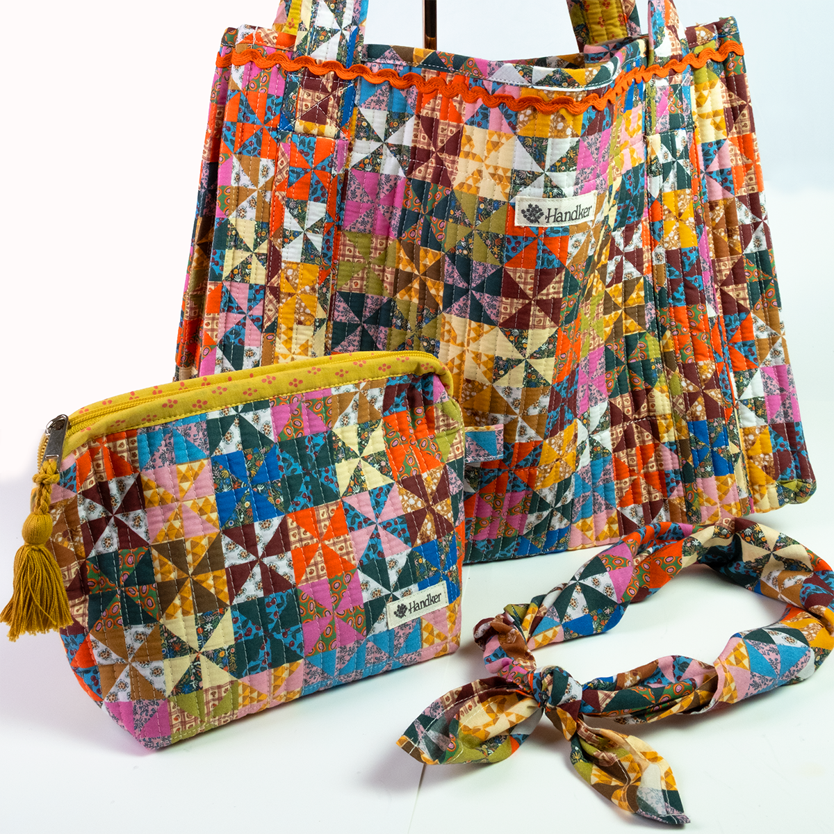 Calico Quilted Zipper Pouch