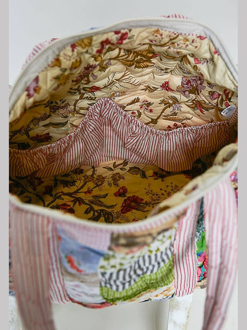 Quilted Multi-Print Mixed Floral Patchwork Duffle Bag: CREAM MULTI / OS