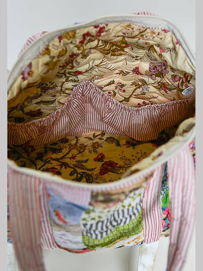 Quilted Multi-Print Mixed Floral Patchwork Duffle Bag: CREAM MULTI / OS