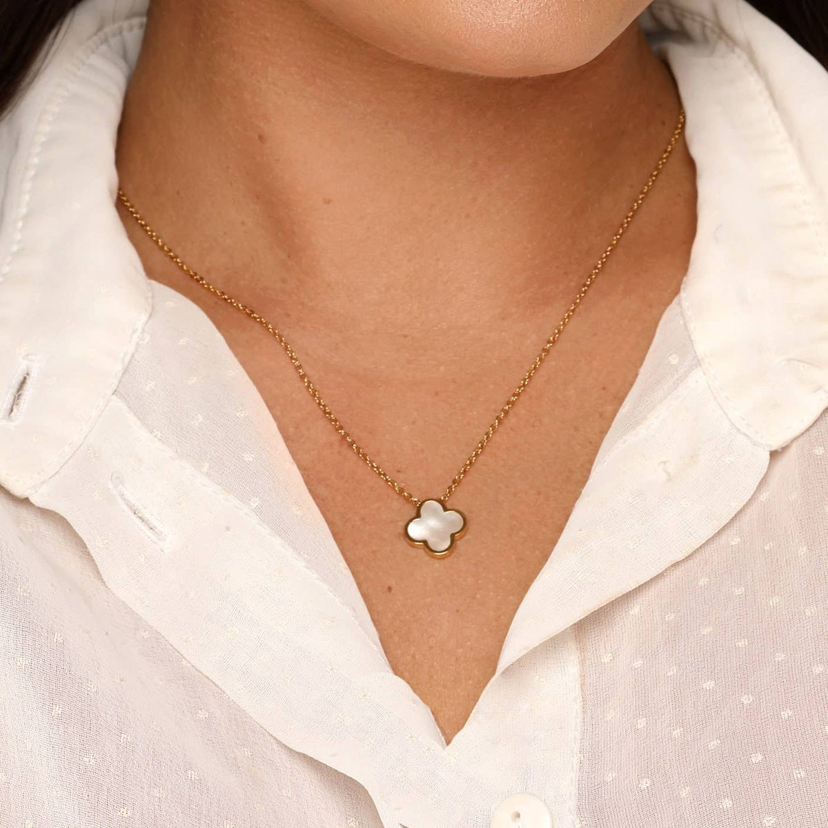 Clover mother-of-pearl necklace | 18K gold plated: Gold