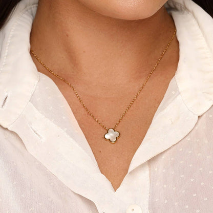Clover mother-of-pearl necklace | 18K gold plated: Gold