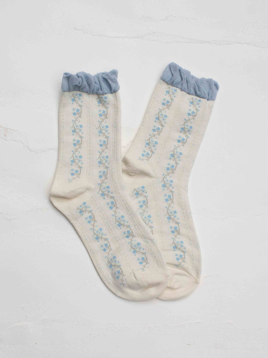 Vintage Floral Vine Crew Socks: Cream