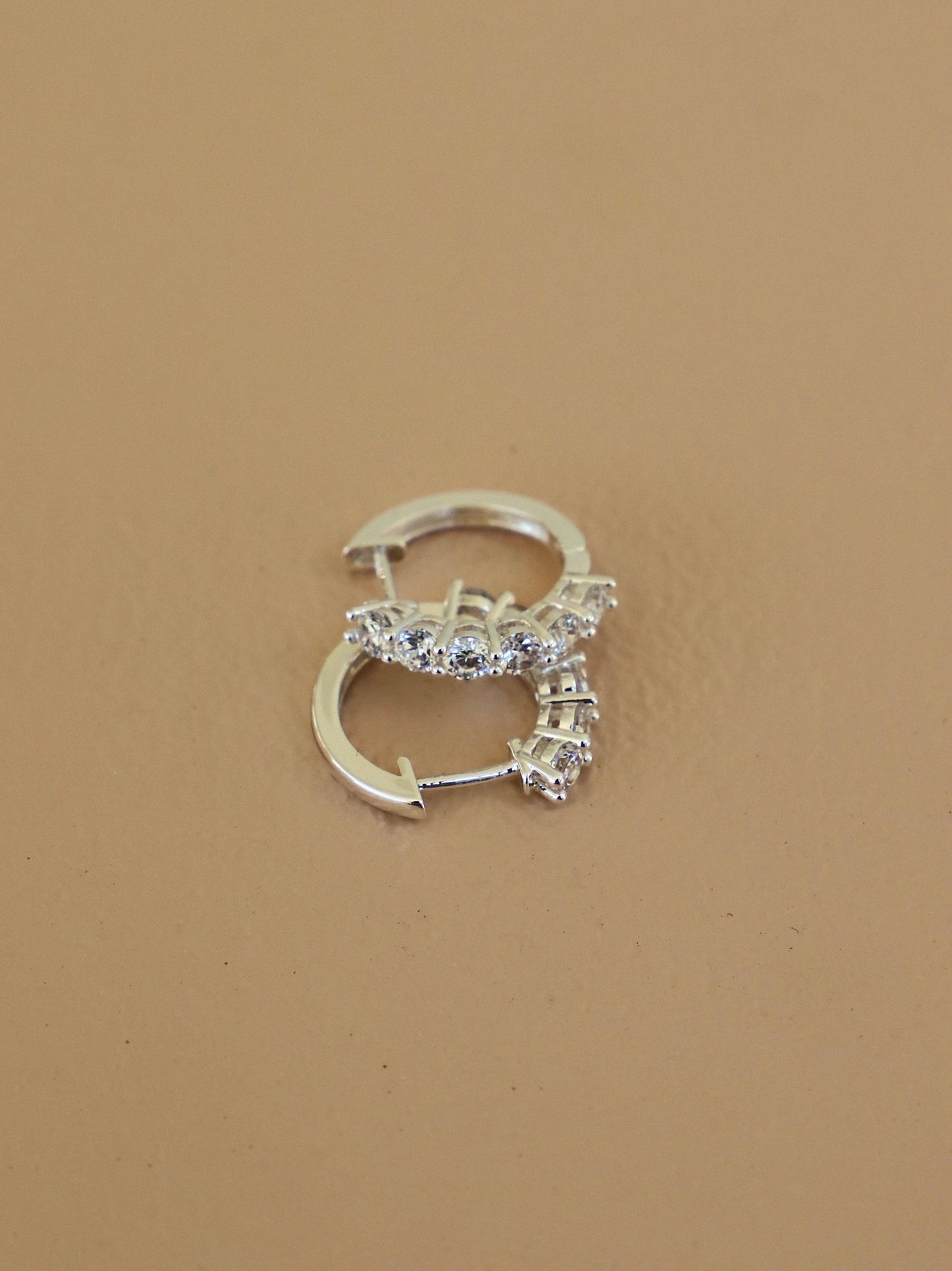 ÉLAN SILVER HOOPS: SILVER