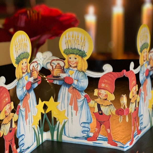 Lucia Paper Lines