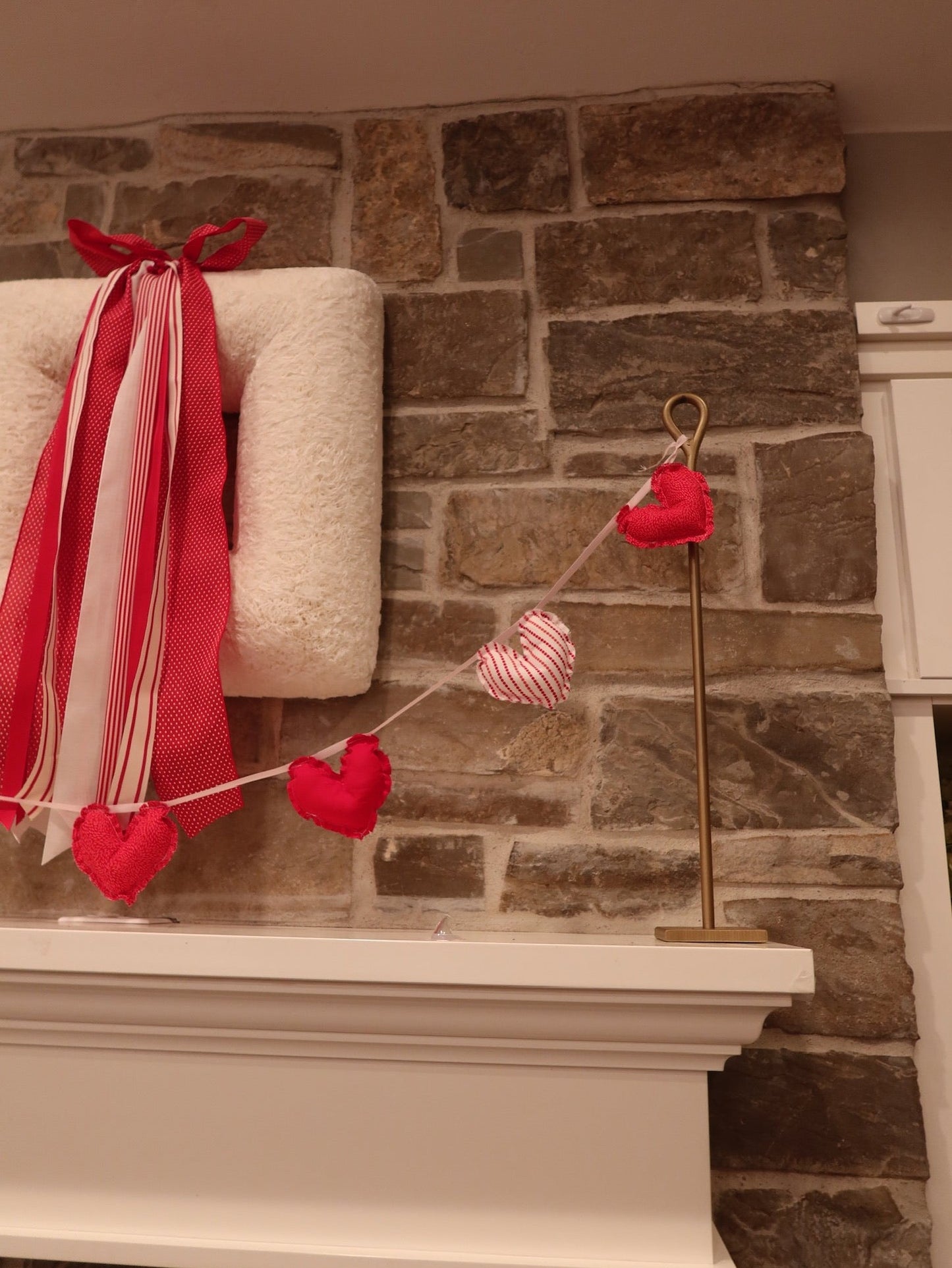 Celebration Posts : Gold