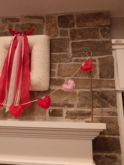 Celebration Posts : Gold