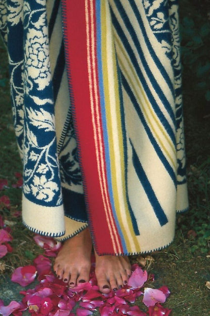 Oleana Blanket, 203-B Blue