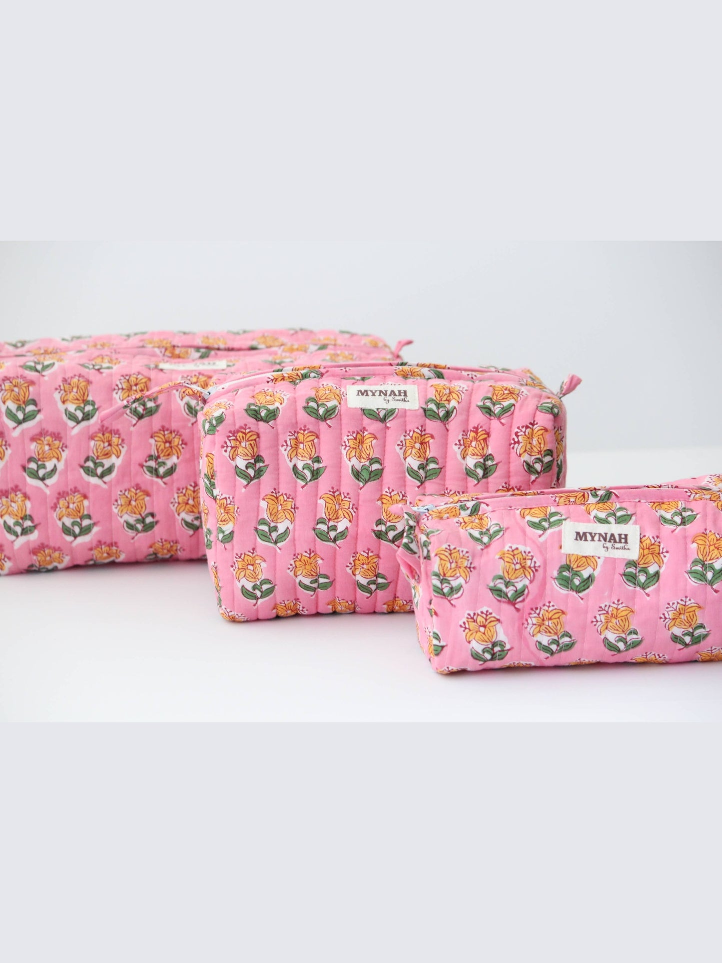 Bubblegum motif print travel/make up/organizer/bag-Set of 3