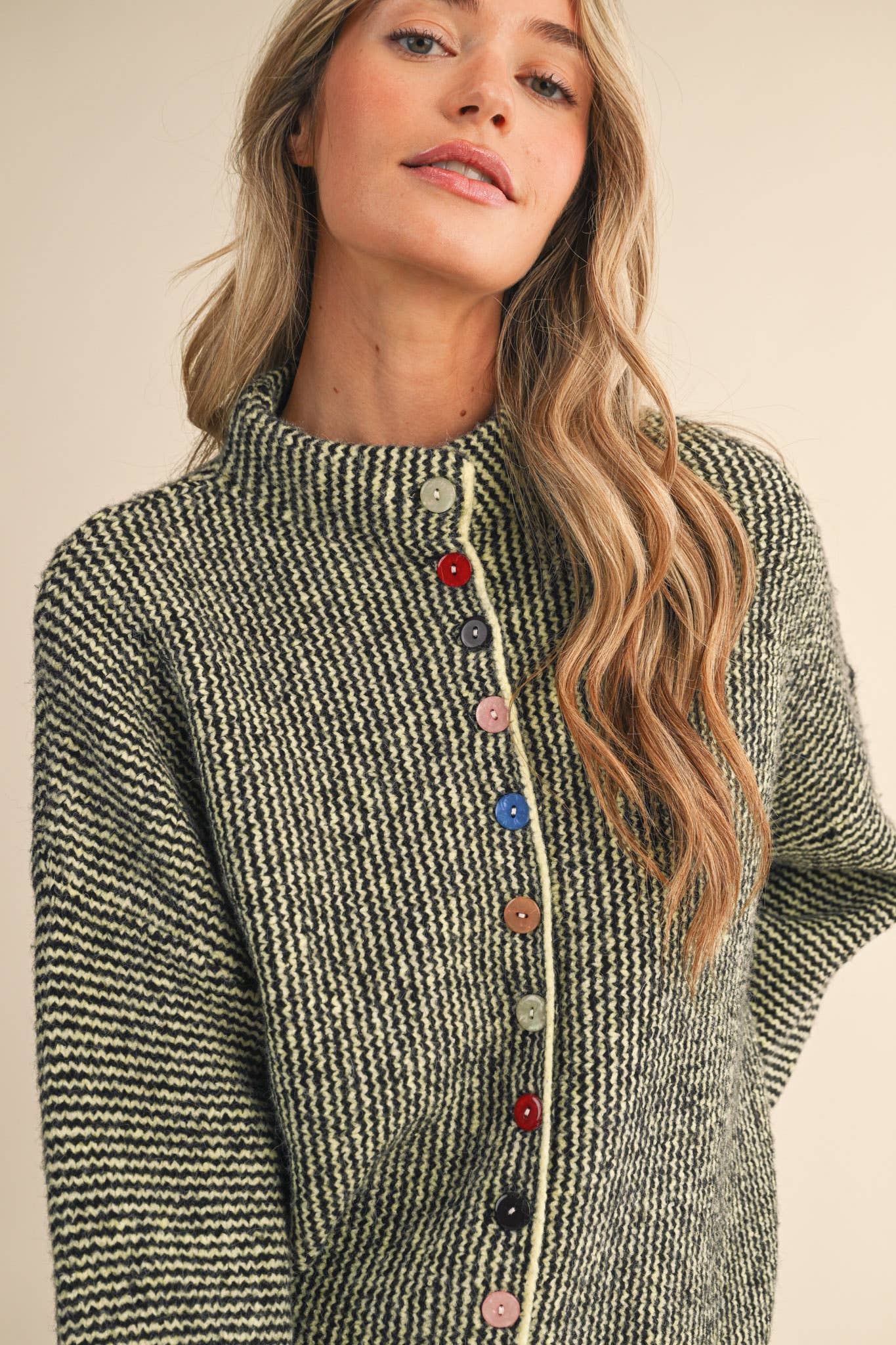 STRIPED SWEATER CARDIGAN WITH COLORFUL BUTTONS MSW11250: IVORY RED / L