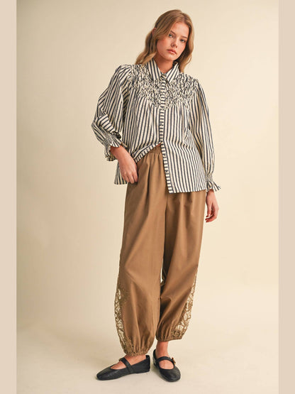 STRIPED BUTTON UP TOP WITH DIAMOND SMOCKED YOKE MTP5183: DENIM BLUE STRIPE / L