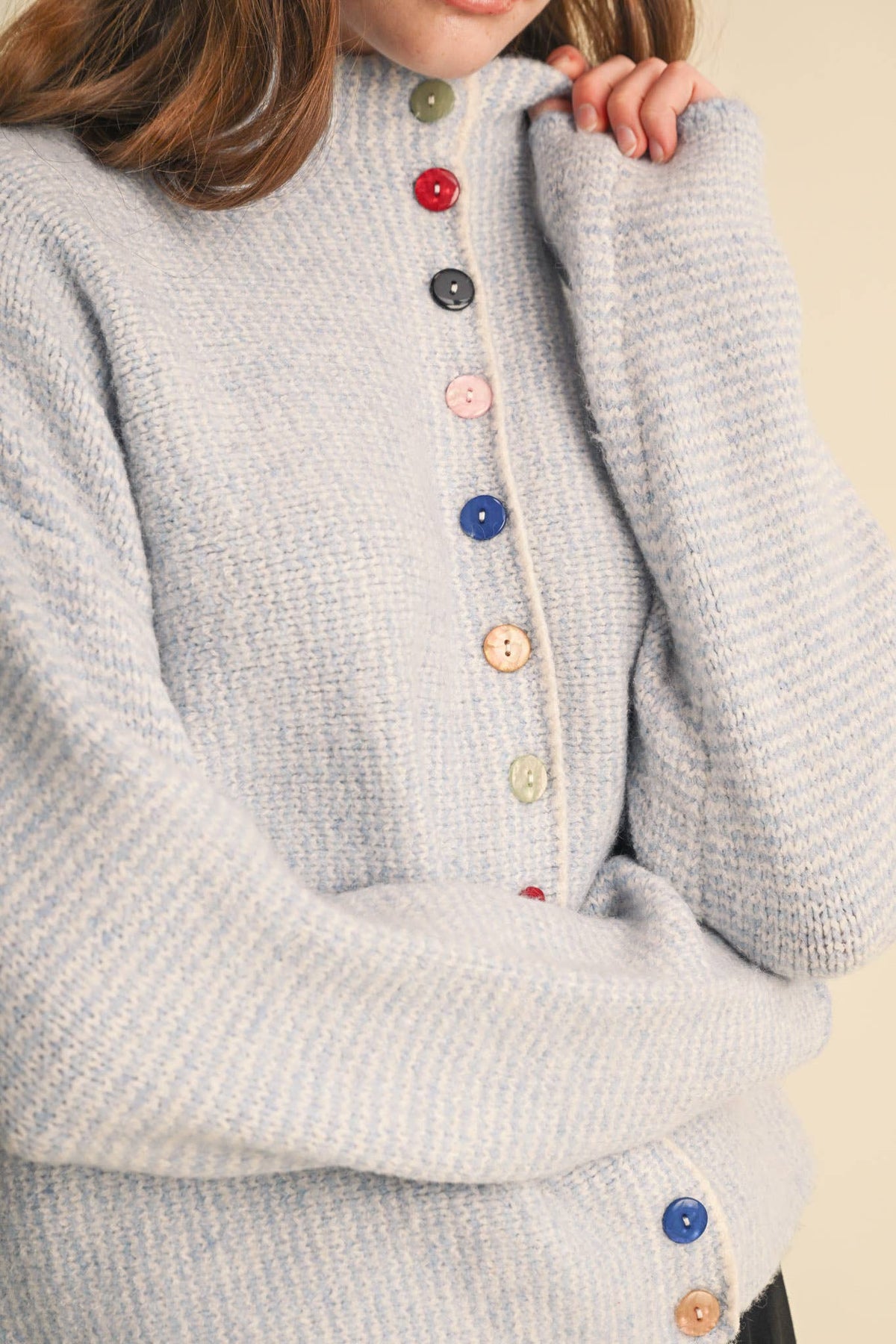 STRIPED SWEATER CARDIGAN WITH COLORFUL BUTTONS: POWDER BLUE