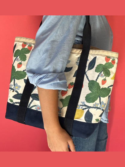 Strawberry Hill Canvas Tote Bag, Large/Small: Small