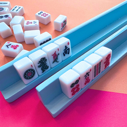 MINI MAHJONG MAT  |  Color Wave  |  21" x 21": Blue Center- Green Scallop