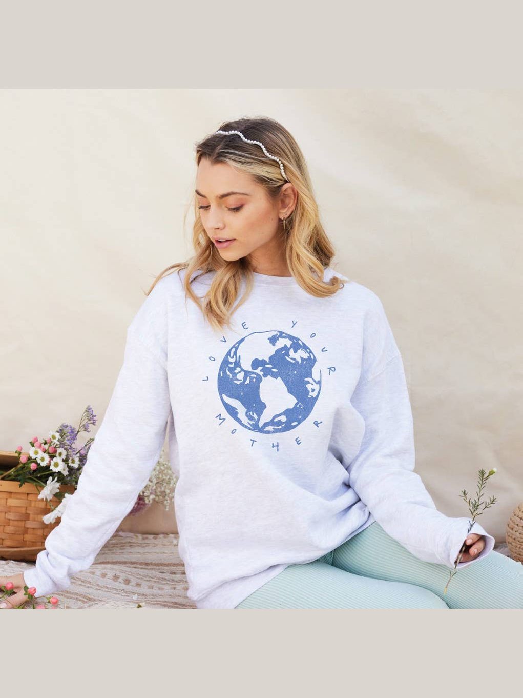 LOVE YOUR MOTHER Graphic Sweatshirt: WHITE HEATHER