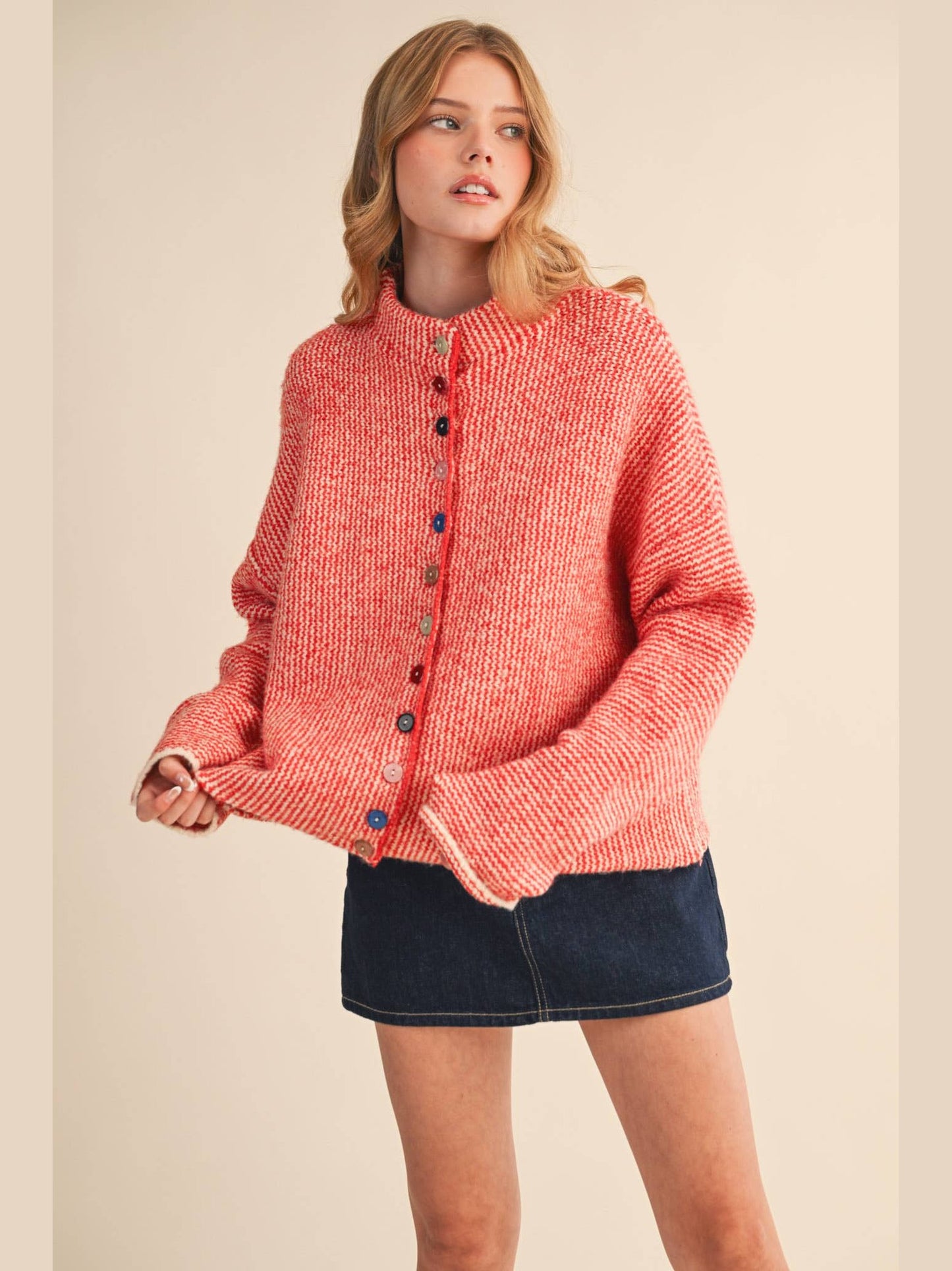 STRIPED SWEATER CARDIGAN WITH COLORFUL BUTTONS: IVORY RED