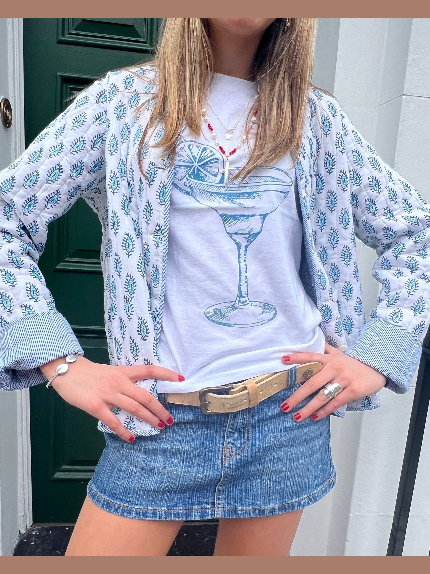 Stylish Reversible Flowers Quilted Jacket: Blue
