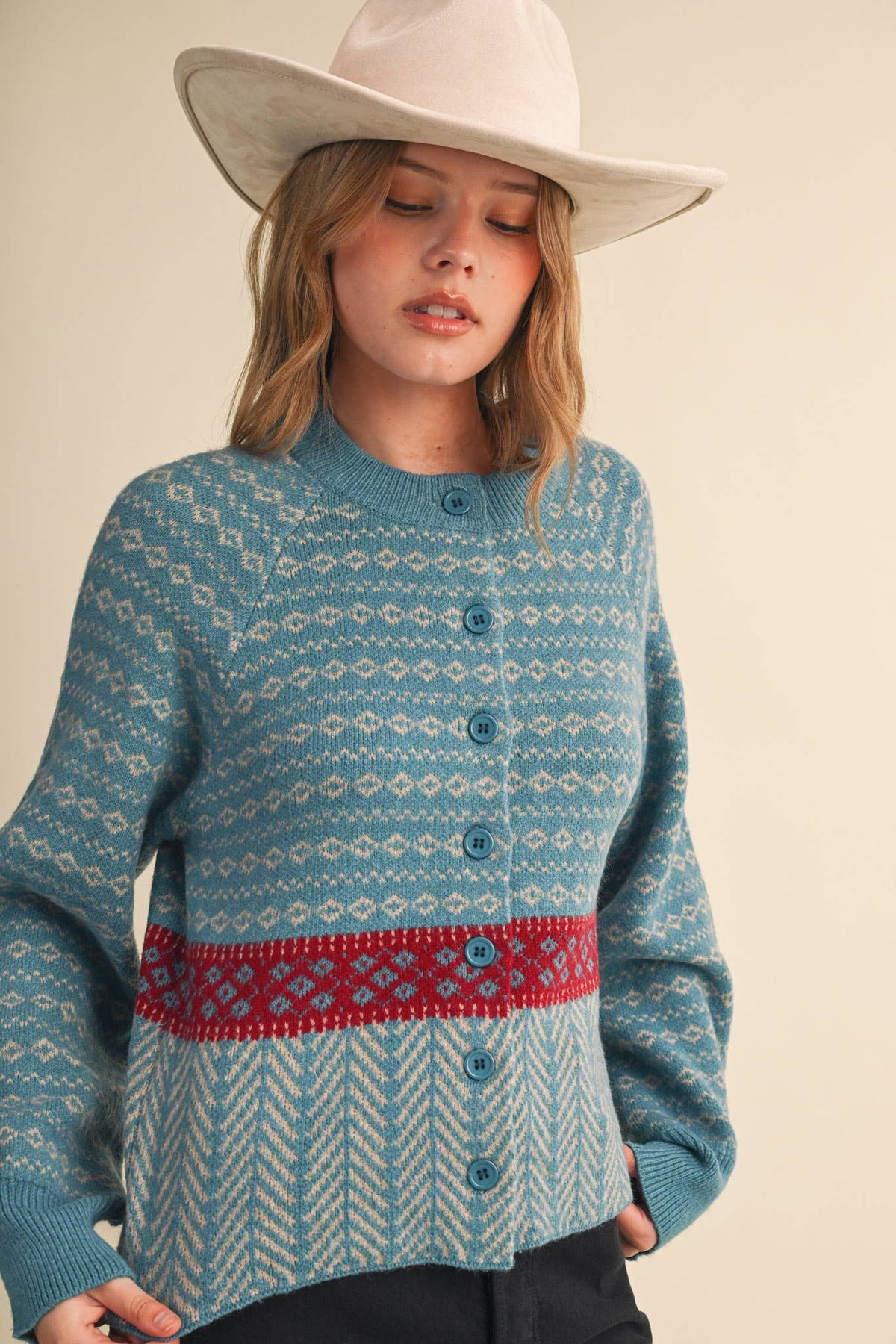 GEOMETRIC KNIT BUTTON UP SWEATER CARDIGAN: PEACOCK CREAM