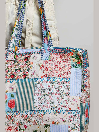 Trompe L’oeil Patchwork Structured Quilted Tote Bag: IVORY/BLUE / Os