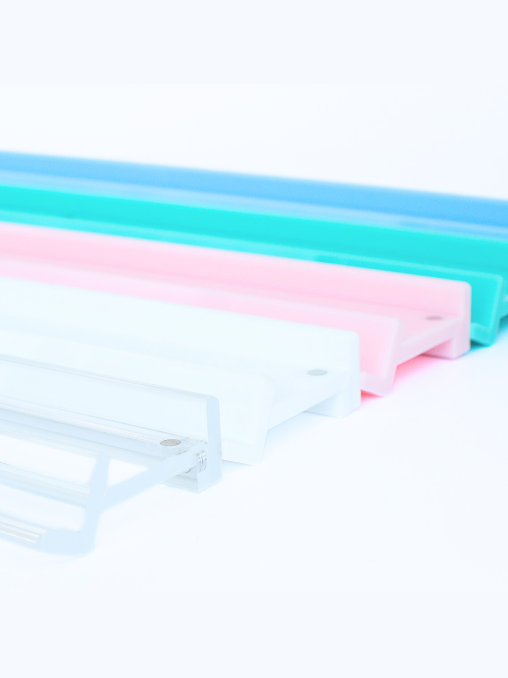 20" MAHJONG RACKS | Premium Acrylic | 4 Racks + 4 Pushers: Transparent Clear