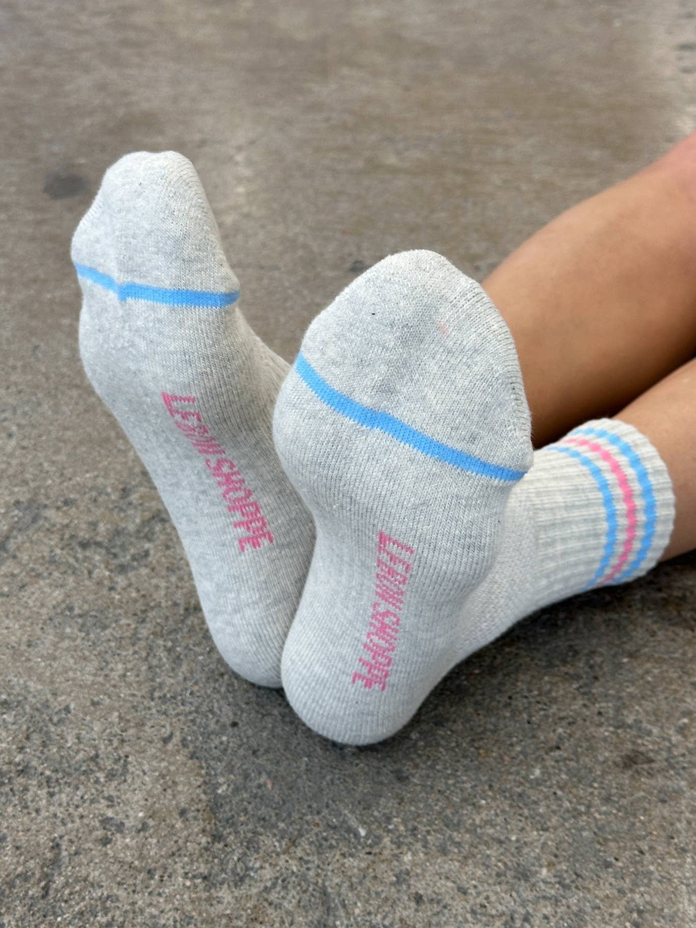 Girlfriend Socks: Bright Grey