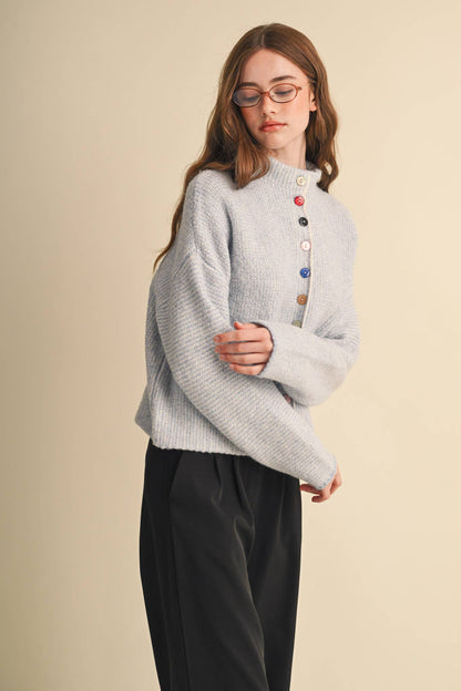 STRIPED SWEATER CARDIGAN WITH COLORFUL BUTTONS: POWDER BLUE
